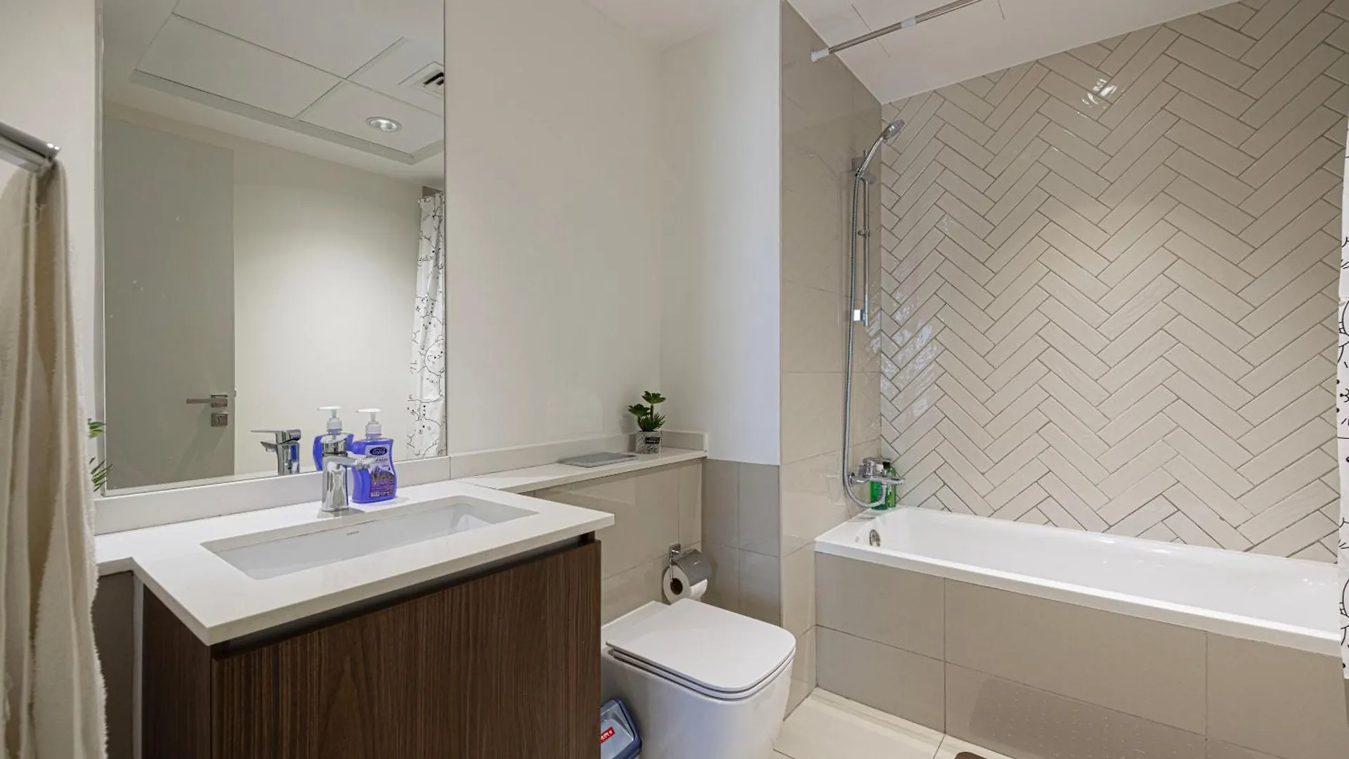 2 Bedroom Stone Nest By Bluecloud Holidays Sharjah Apartment